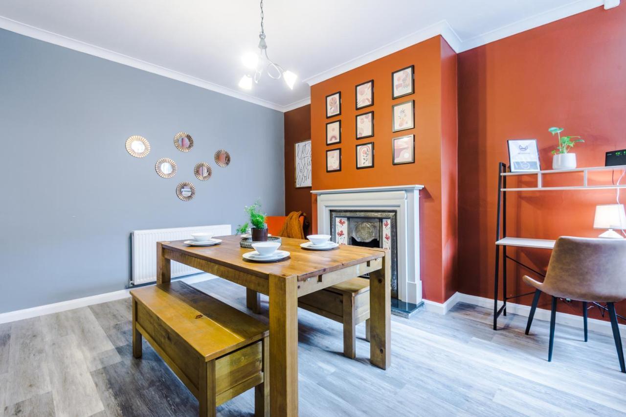Spacious Modern - Great Location Chester