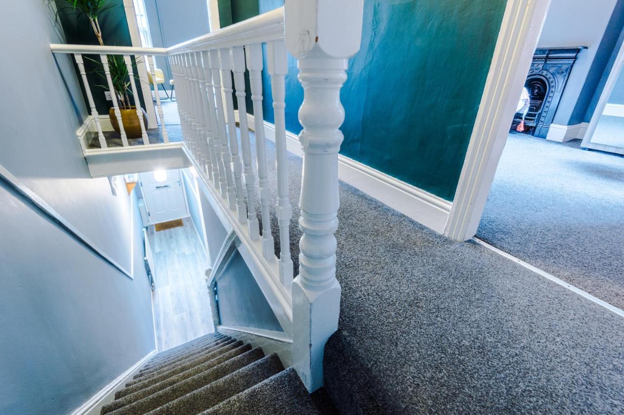 Spacious Modern - Great Location Holiday home Chester