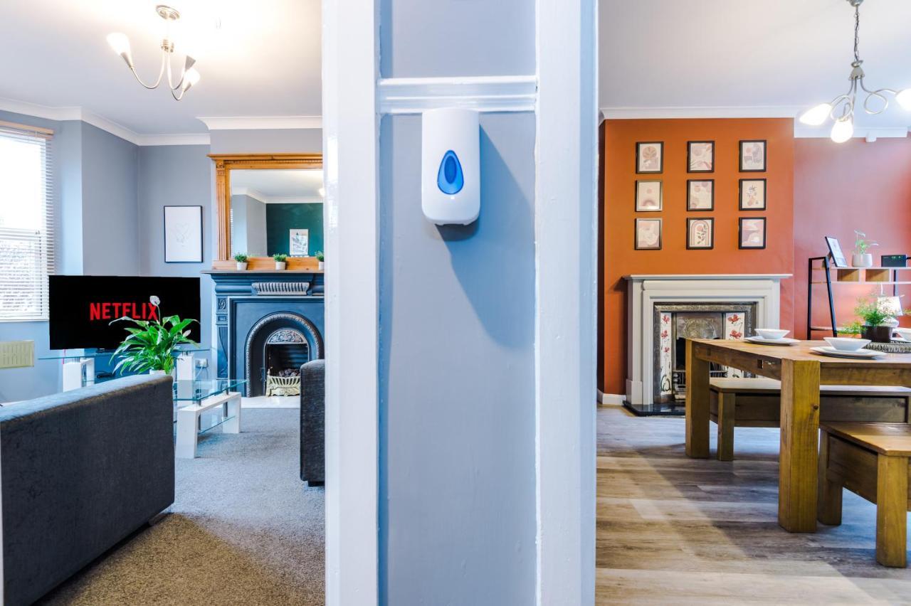 Spacious Modern - Great Location * Chester