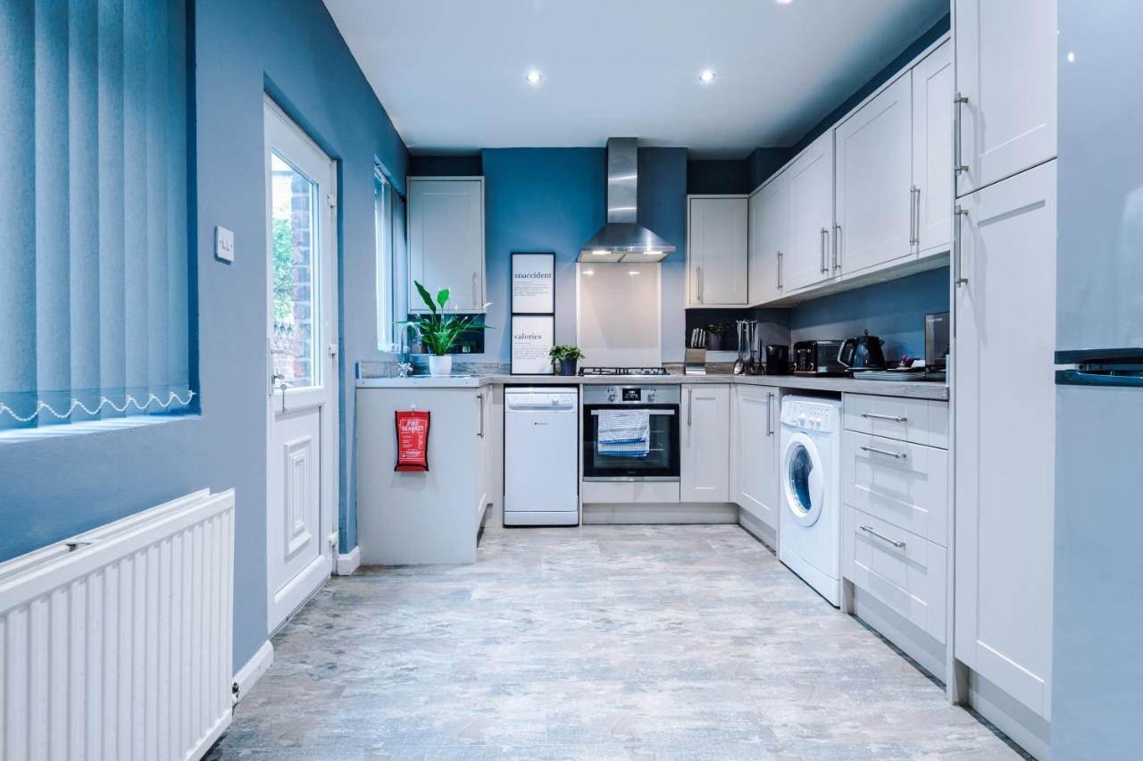 Spacious Modern - Great Location Holiday home Chester